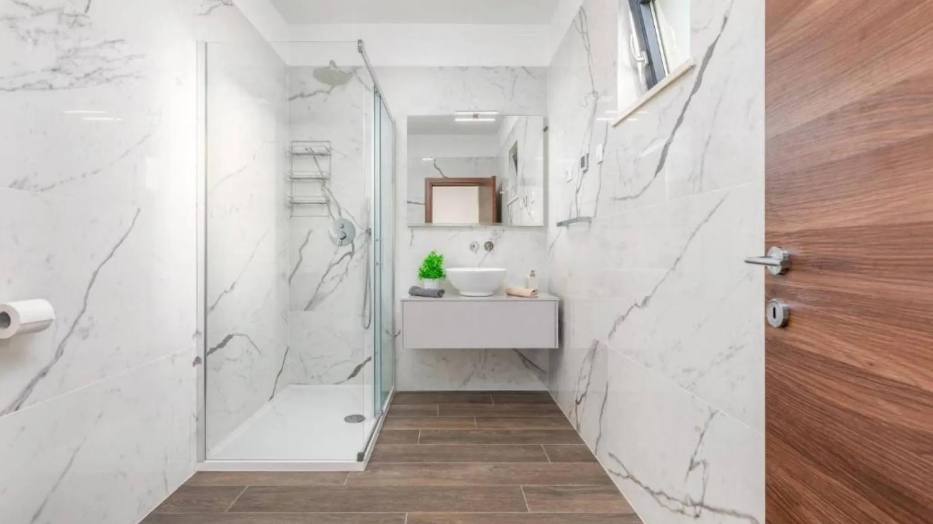 Elegant Villa With Pool And Sauna Rasa